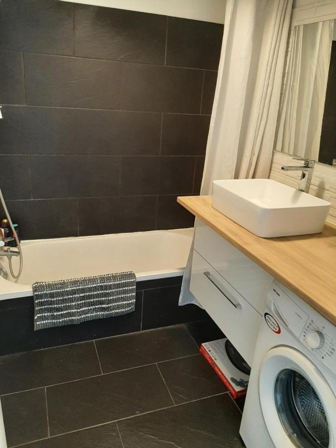 Appartement Cosy De Centre Ville Charenton-le-Pont Exterior foto